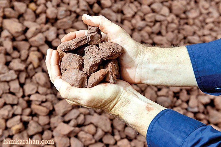 سقوط یک باره سنگ آهن