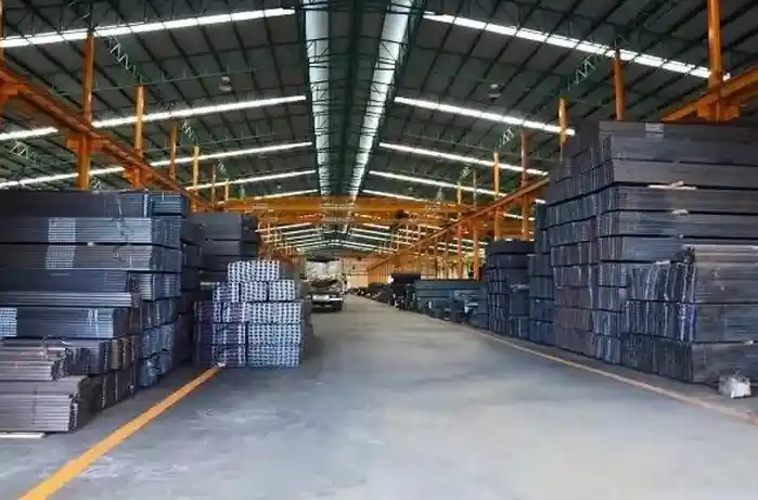 رشد موجودی انبار در صنایع فلزی؛ کاهش ذخایر معدنی